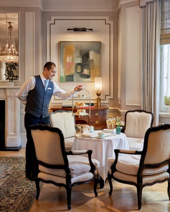 The Kensington Hotel Afternoon Tea Review: Marie Antoinette-Inspired “Let Us Eat Cake” Experience