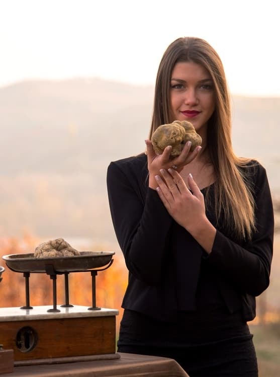 From Forest to Table, White Truffle Hunting in Tuscany