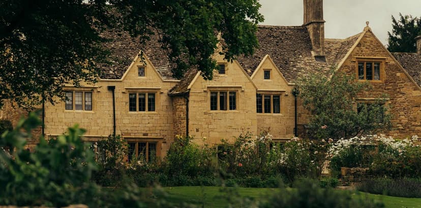 Hyll Country House, A Restored Manor That Redefines the Cotswolds Escape